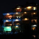 Sojourn Apartment: Night View